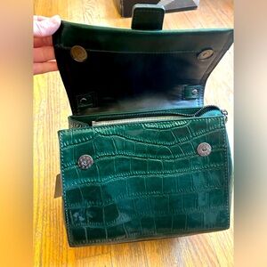 Chic Green Alligator Bag from Hong Kong